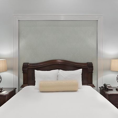 Hotel La Perla León Εξωτερικό φωτογραφία