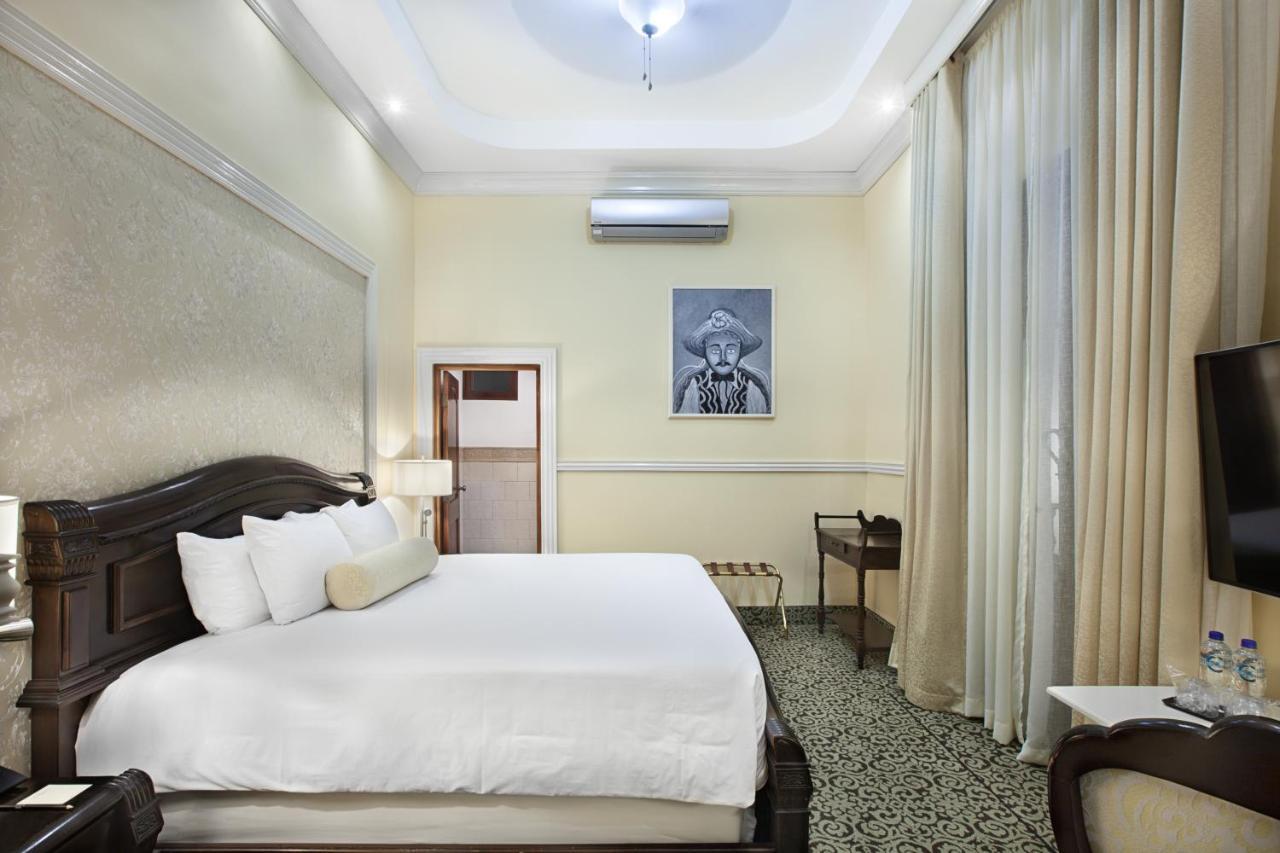 Hotel La Perla León Εξωτερικό φωτογραφία