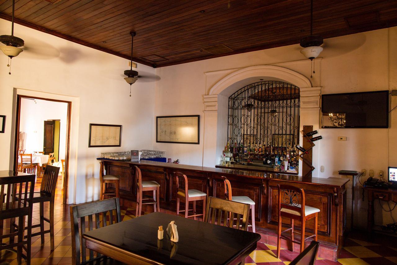 Hotel La Perla León Εξωτερικό φωτογραφία