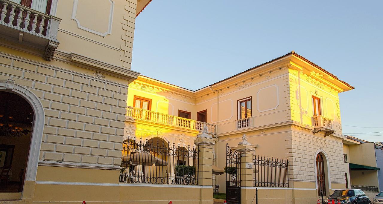 Hotel La Perla León Εξωτερικό φωτογραφία