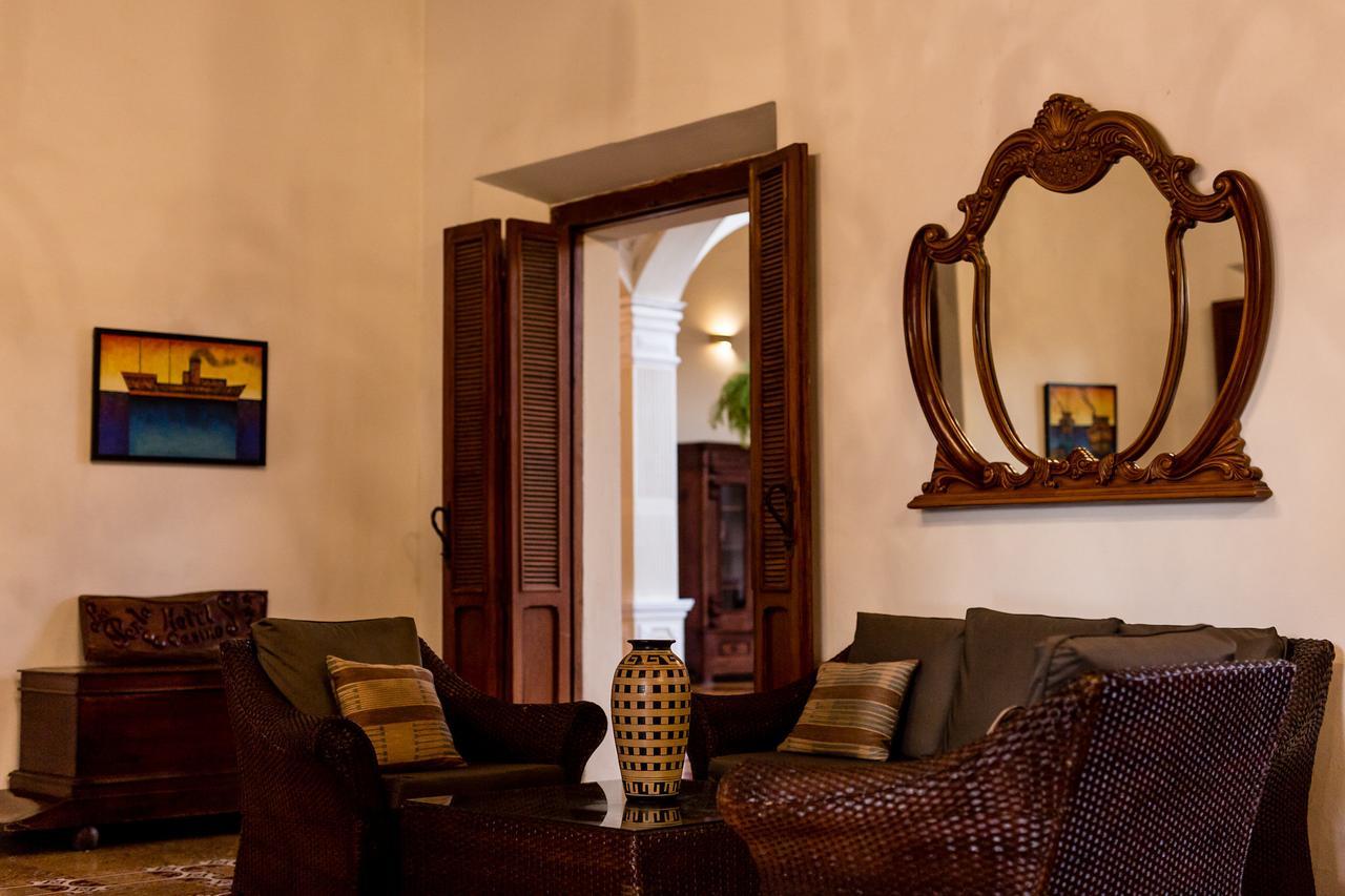 Hotel La Perla León Εξωτερικό φωτογραφία
