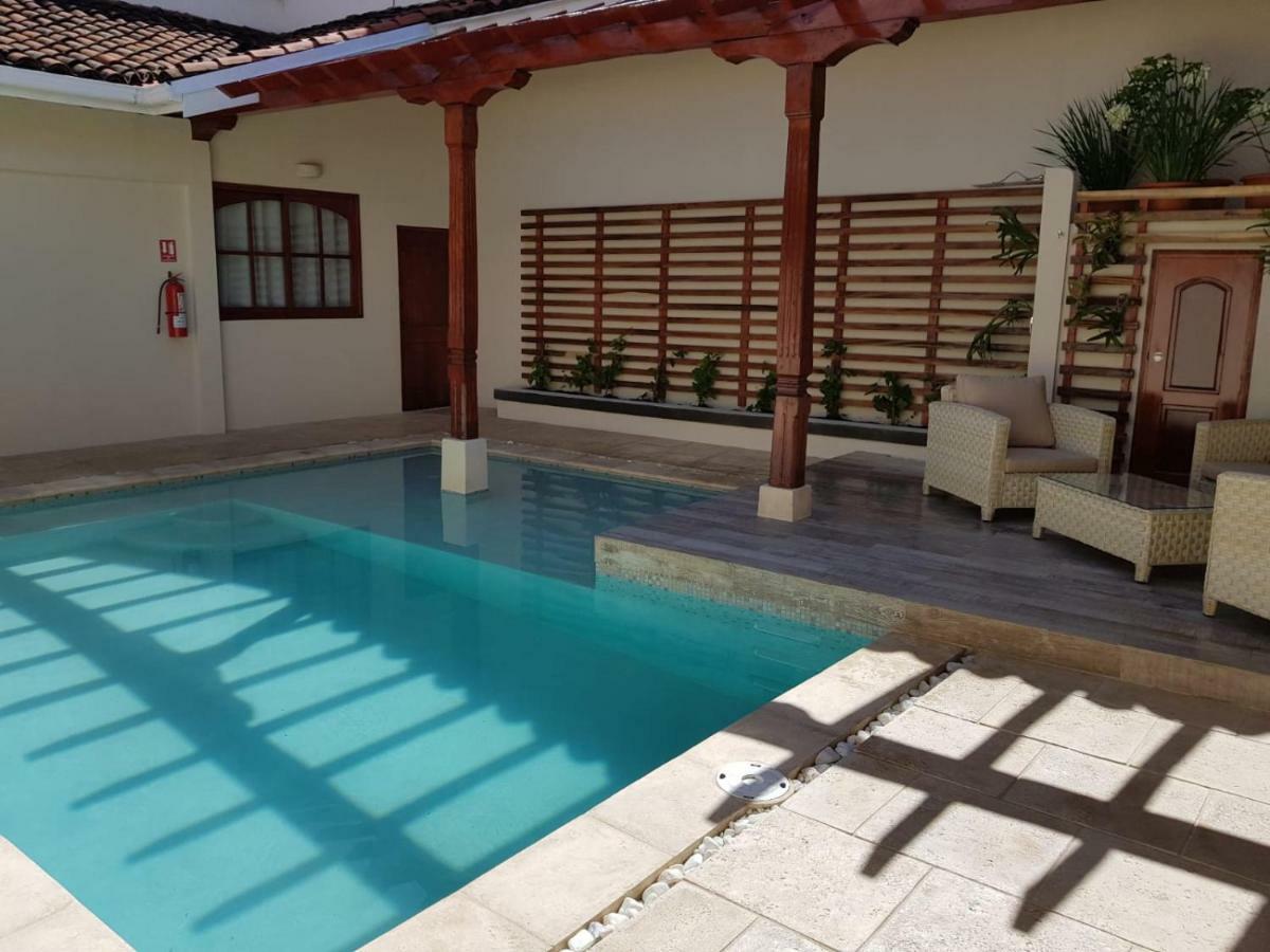 Hotel La Perla León Εξωτερικό φωτογραφία